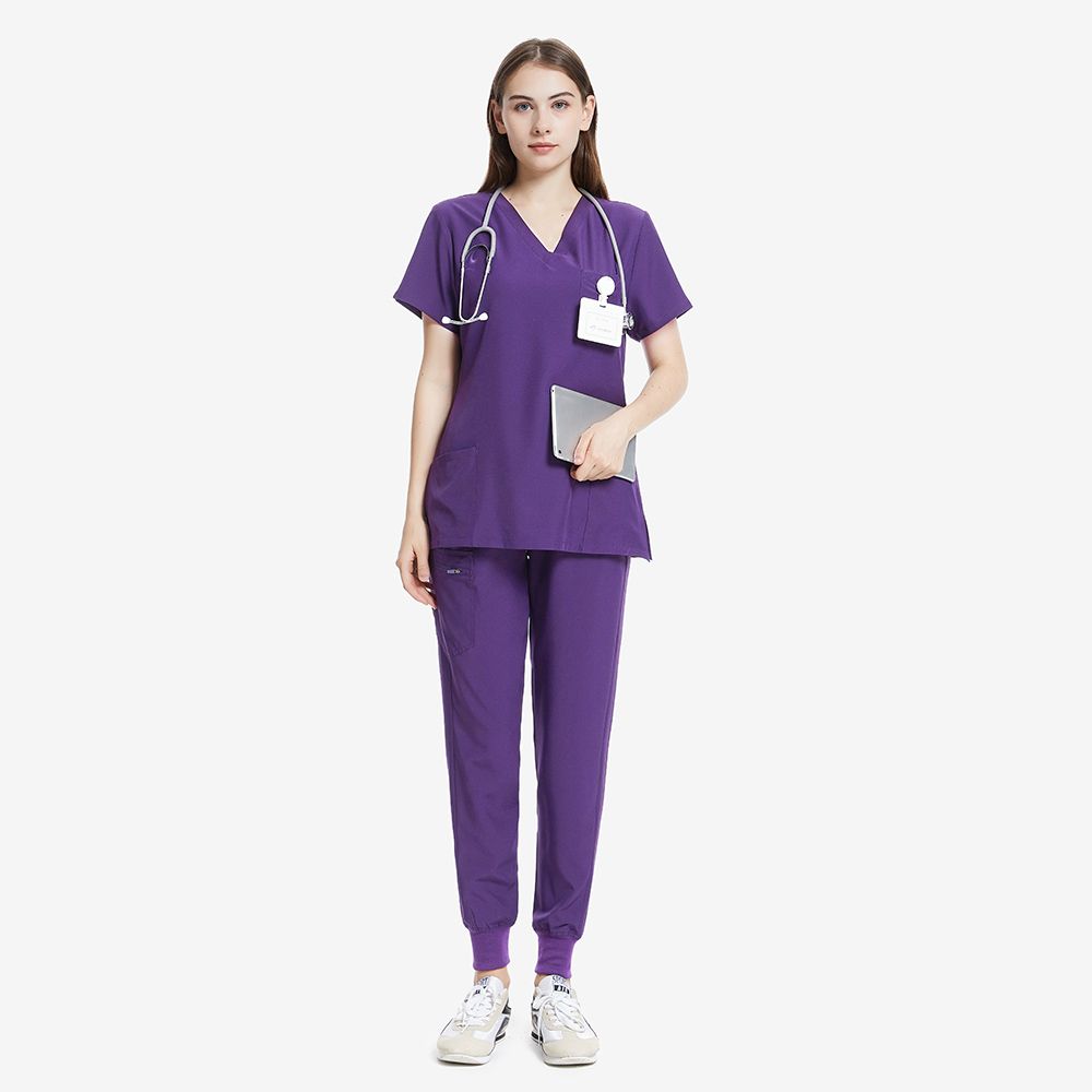 Valiant Plum Wine Colored Scrubs — voir 1