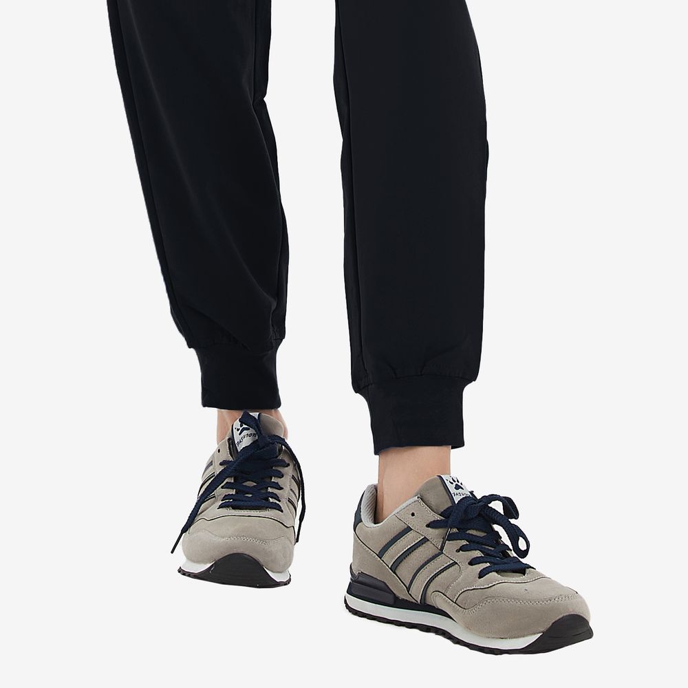 Women Black Jogger Scrubs Ellisa Set